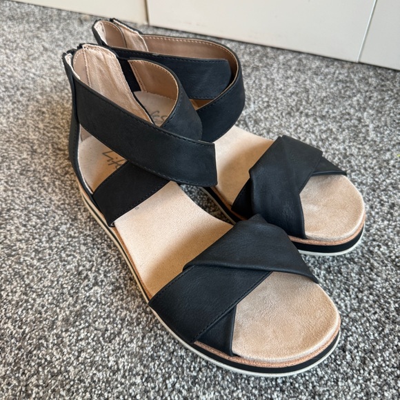 Life Stride Shoes - LifeStride Women's Zoom Platform Sandals Black Size 8